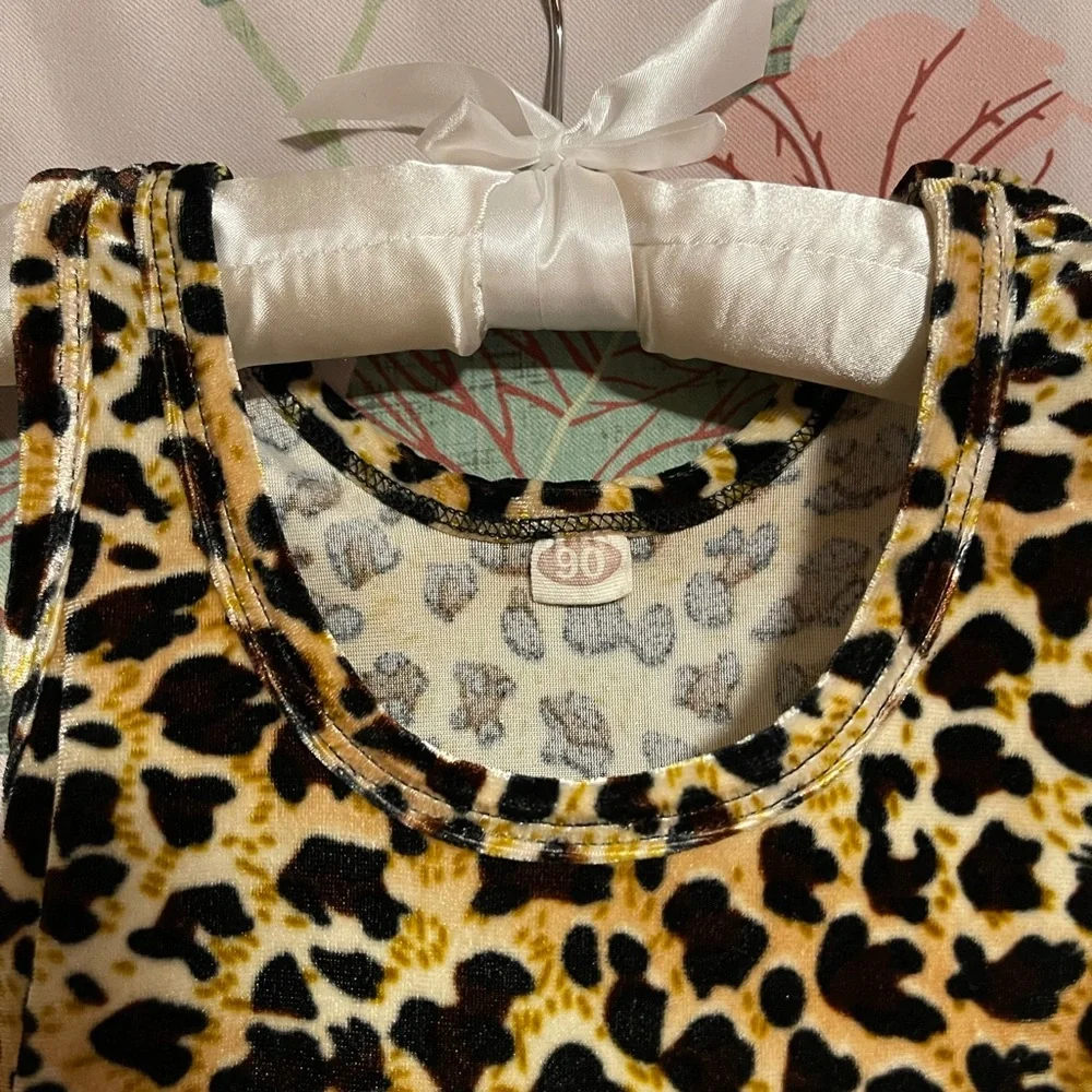 Leopard baby jumpsuit 🌻 - Picture 2 of 3